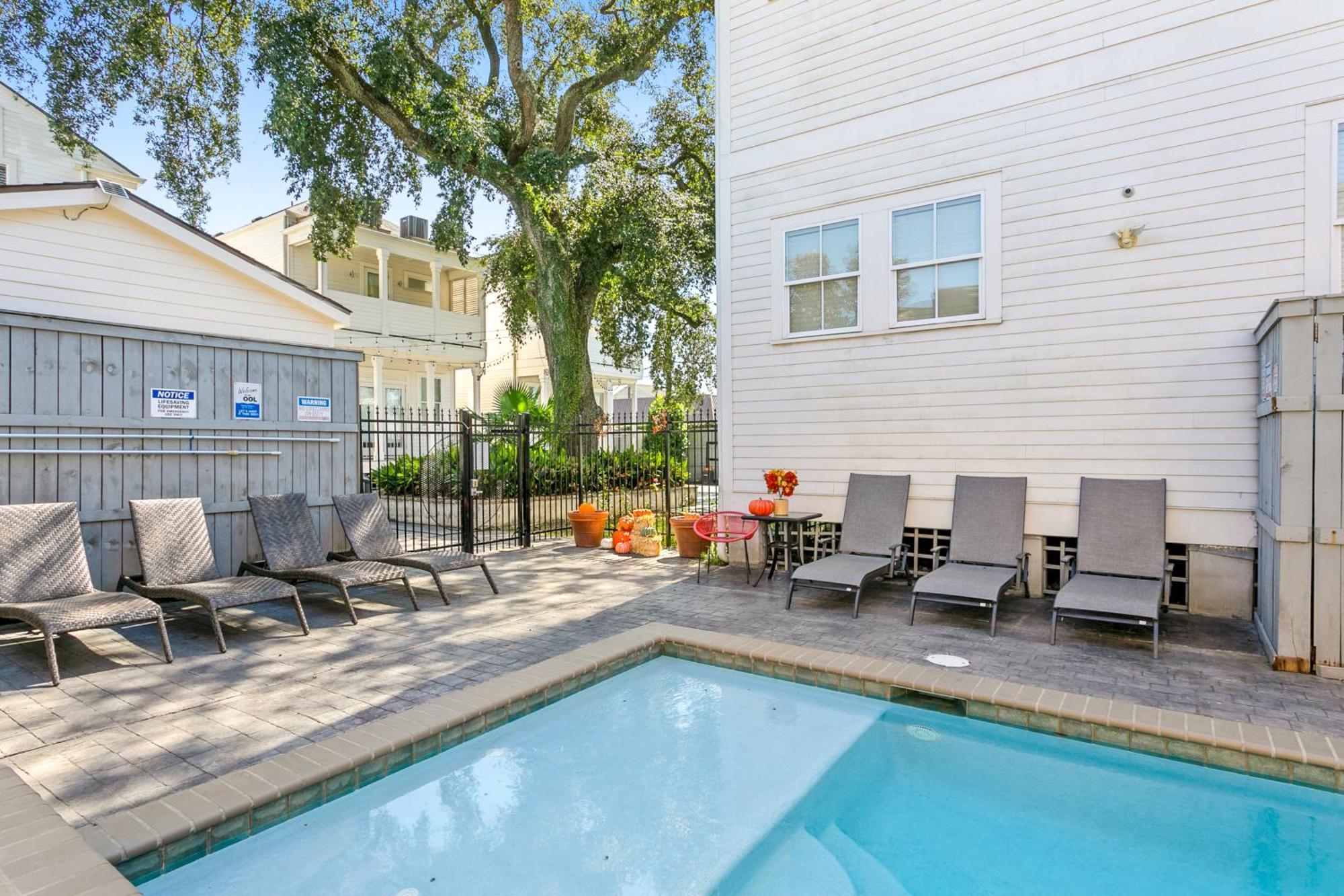Amazing 3Br Cottage Off St Charles With Pool New Orleans Bagian luar foto